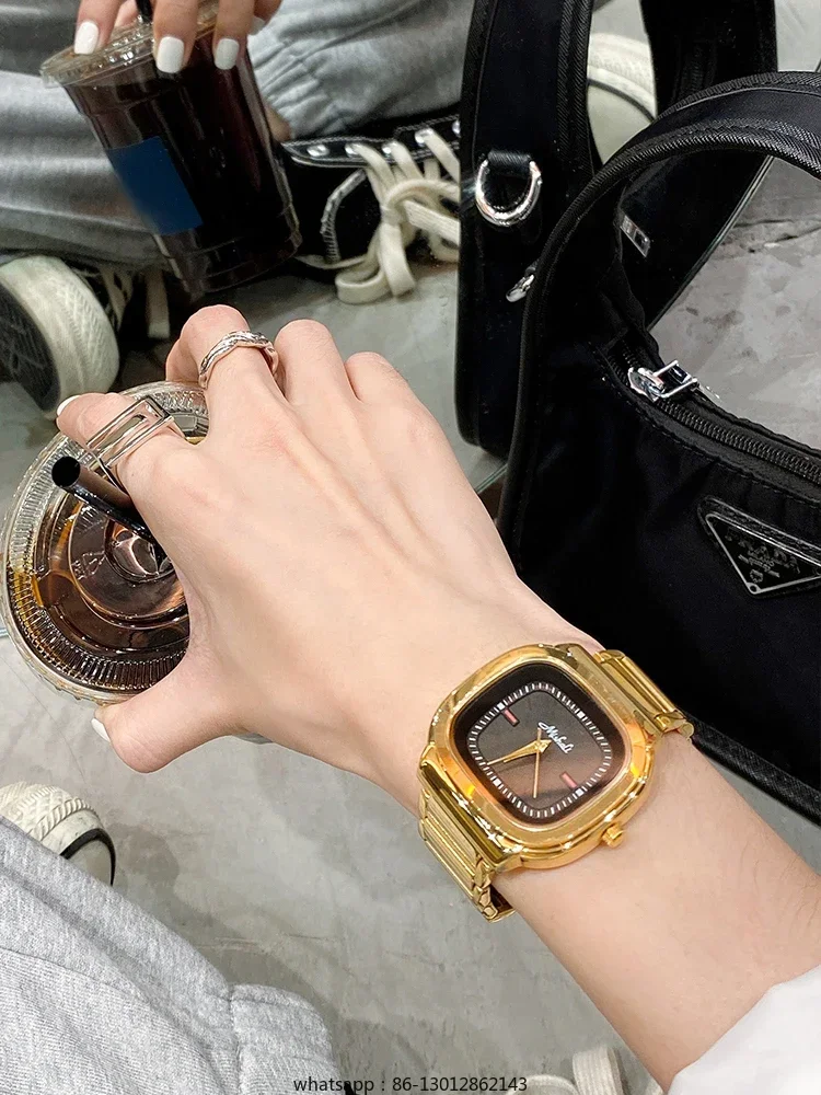 

Модные трендовые элитные женские часы, легкие, роскошные, нишевые брендовые женские часы в стиле ретро, золотой дизайн