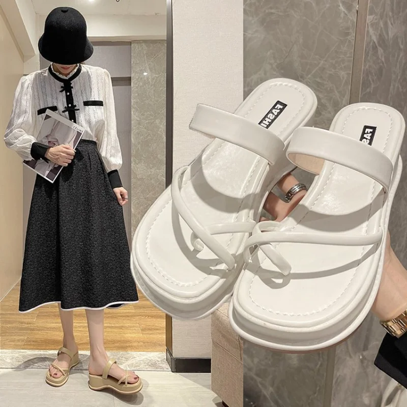 Pull-toe Slippers Women To Wear Outside Summer New Square Toe Slippers Wedges Thick Sole Sandals for Women Casual Flip Flops