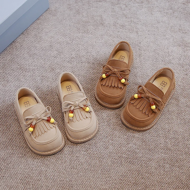 

Модная замшевая кожаная обувь с кисточками для девочек, осенняя детская обувь в стиле ретро с бисером и галстуком-бабочкой, детская повседневная обувь принцессы с бахромой, размеры 23-33