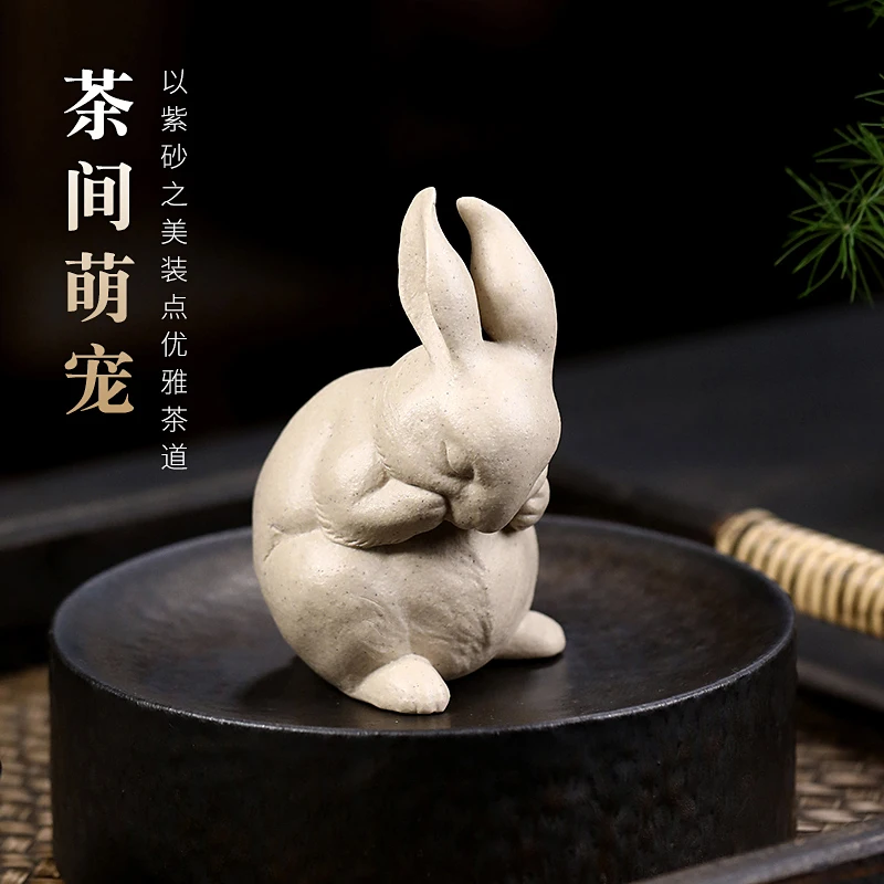 Yixing Purplue Sand Tea Pet Famous Handmade Bunny Tea Set Tea Table Decoration Chinese Zodiac Sign of Rabbit Sculpture Kung Fu T