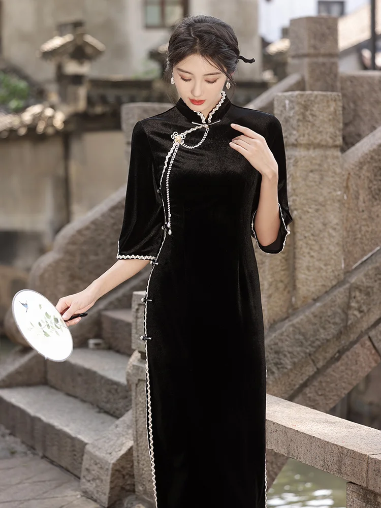 

Элегантное черное бархатное платье-ципао с длинным рукавом для делового стиля, корректирующее фигуру, больших размеров, для повседневного использования, из смесовой полиэстеровой ткани