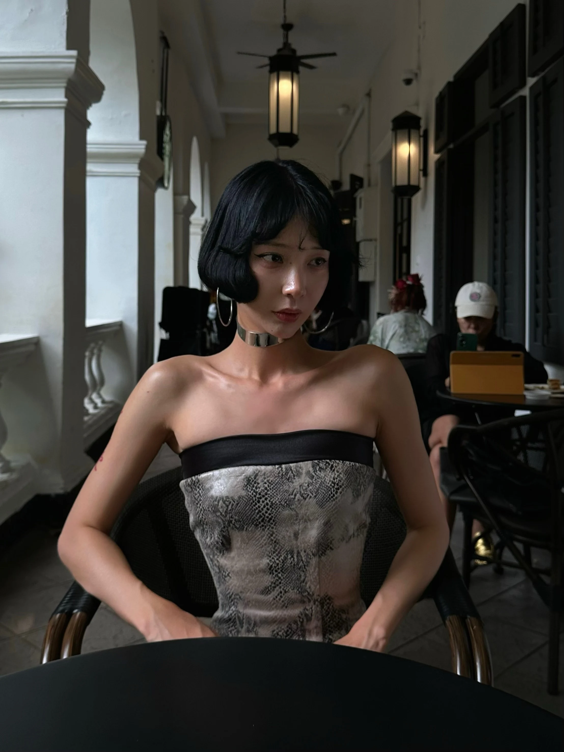 

Silver Snake Skin Splicing iny One oulder Elastic Waist Crop Top Summer Hot Girl Dr Faionable Fem Clothing