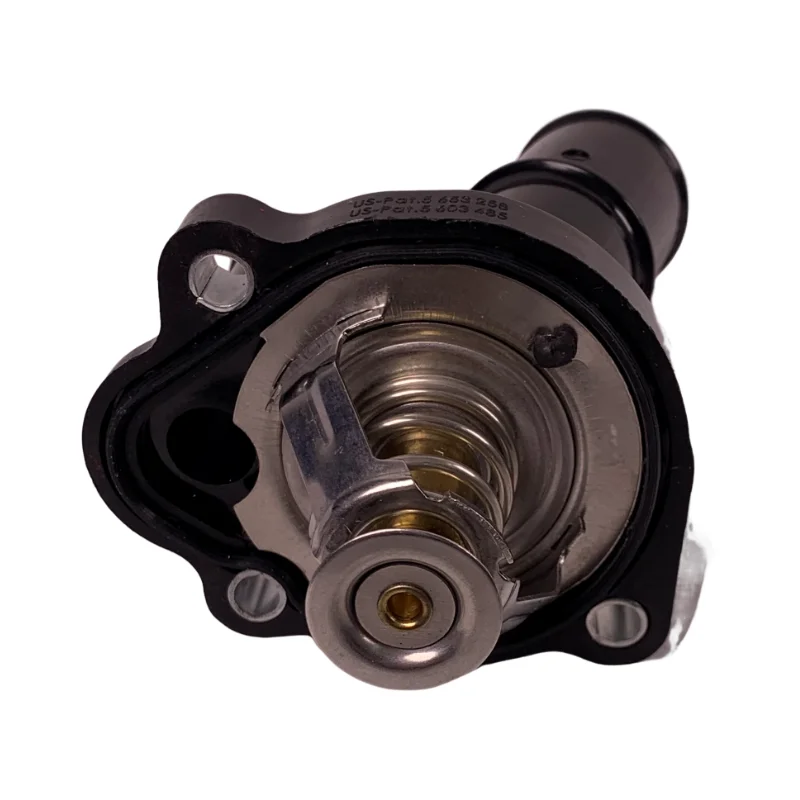 

OEM LR027158 LR027102 JDE28211 JDE28115 High-Quality Car Parts Engine Coolant Thermostat With Gasket For Range Rover 2013