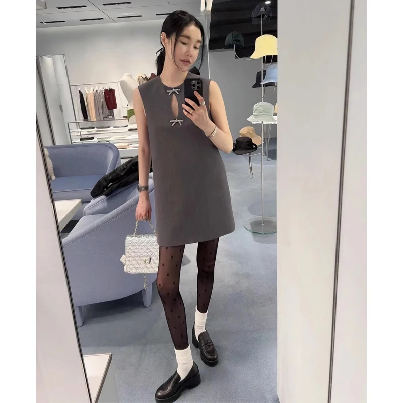 

Украшенный жилет с узлами и вырезами Svel Vest Dr Ele Sle French Fashion Selfwill Brand