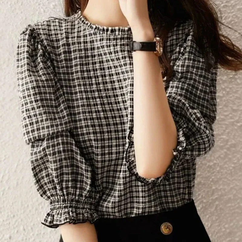 

2024 Spring Summer New 3/4 Sleeve O-Neck Loose T-shirt Clothes for Women Folds Striped Plaid Printed Fashion Casual Tops