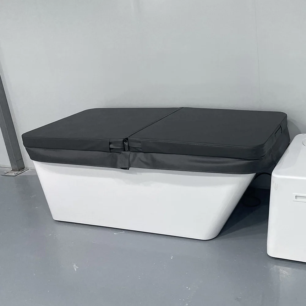 

Heat Preservation Moisture Resistance Bathtub Cover Beautiful Decoration Bathtub Cover Made Of PVC/Oxford Cloth