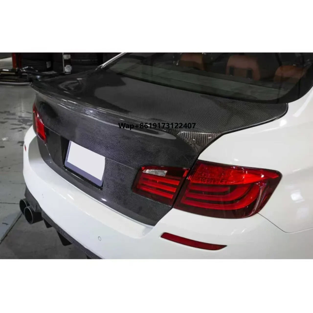 

For 5 Series F10 2011-2017 M Style Rear Trunk Lid Wet Carbon Replacement Car Rear Trunk Lid