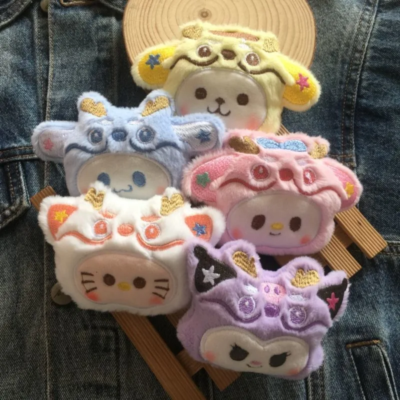 

Hello Kitty Cinnamoroll Anime Kawaii Sanrio Fashion Lovely Doll Brooch Cute Cartoon Student Schoolbag Clothing Decoration Toys
