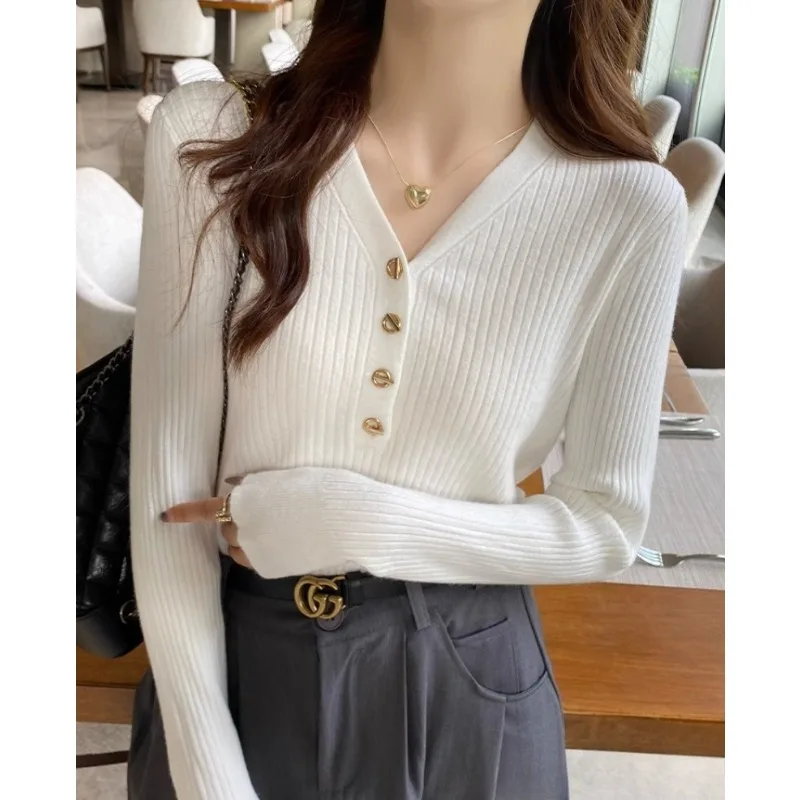 الموضة الكورية الخامس الرقبة بلون طويلة الأكمام المرأة محبوك قاعدة سترة الخريف والشتاء جديد بسيط بلوزة كاجوال القمم