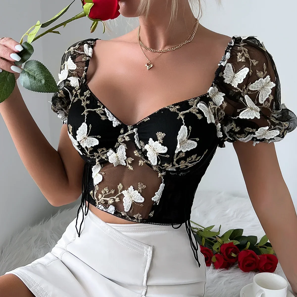 

2024New Boho Bufferfly Embroidery Puff Sleeve Top Women V Neck Summer Backless Short Sleeve Sexy Cropped Top Blouse