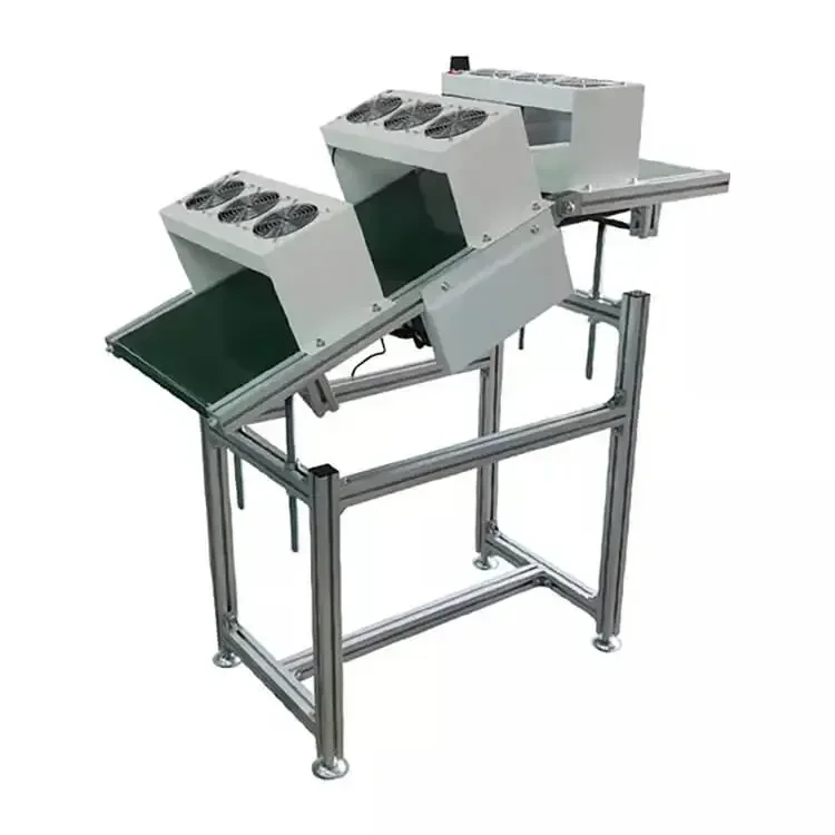 PCB Wave Soldering Out Feed Conveyor Behind Soldering Machine Unloader
