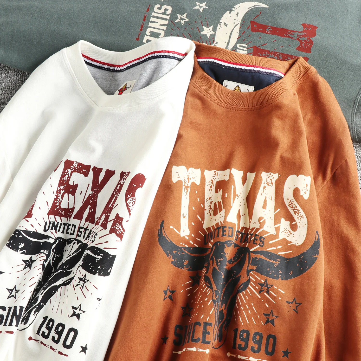 

Retro cow head letters long sleeve T-shirt men's wash cotton furry comfortable round neck bottoming