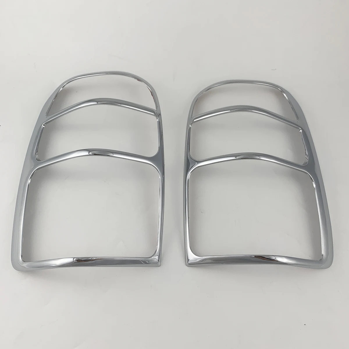 For Toyota Hilux Surf 2000 2001 2002 2003 2pcs ABS Chrome Car Accessories Plated Tail Lamp Covers Trim Paste Style