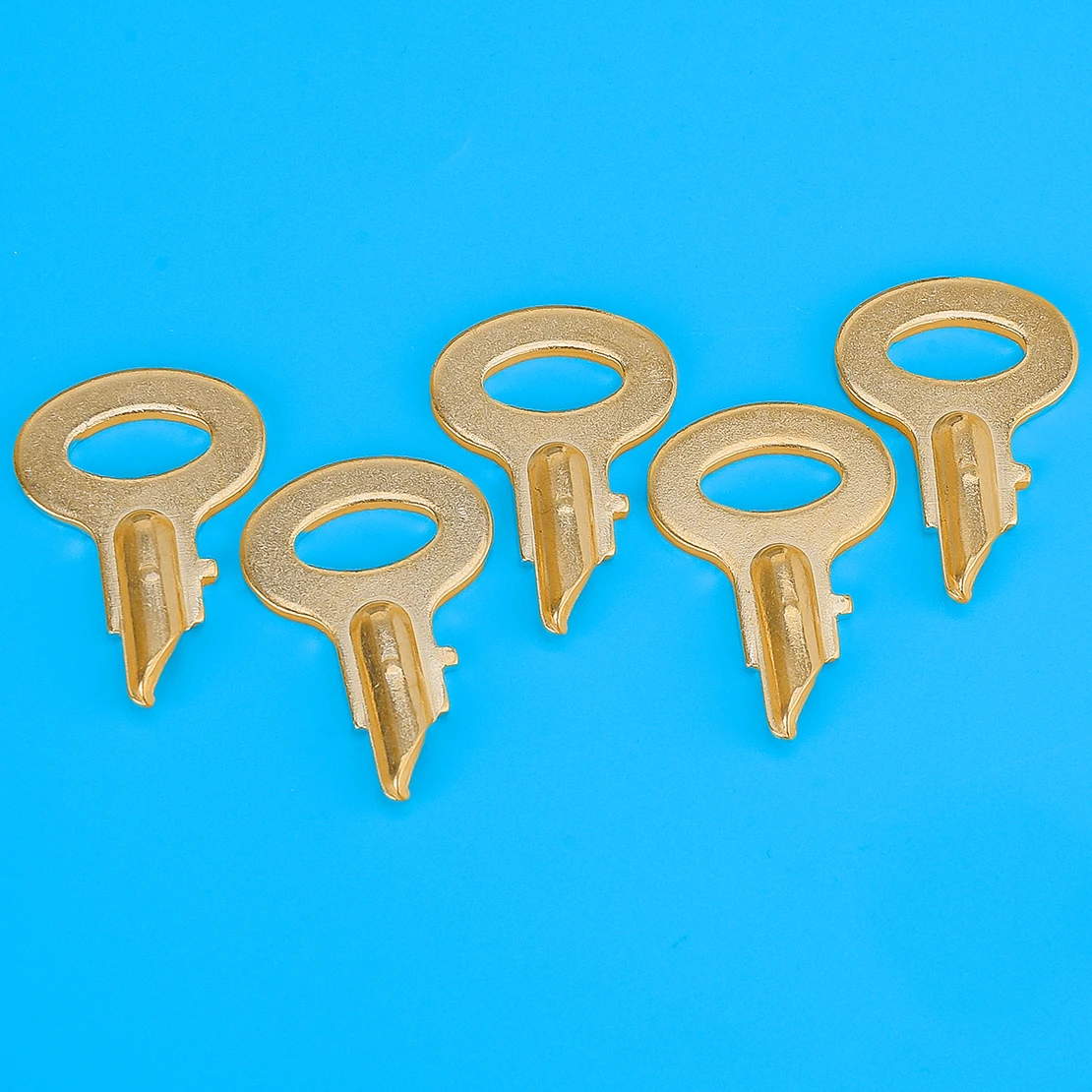 611105A 5Pcs Vintage Tractor Ignition Keys 231713 70231713 72162639 105678A Fit for Oliver Super 55 66 77 88 950 1550 1555 2255