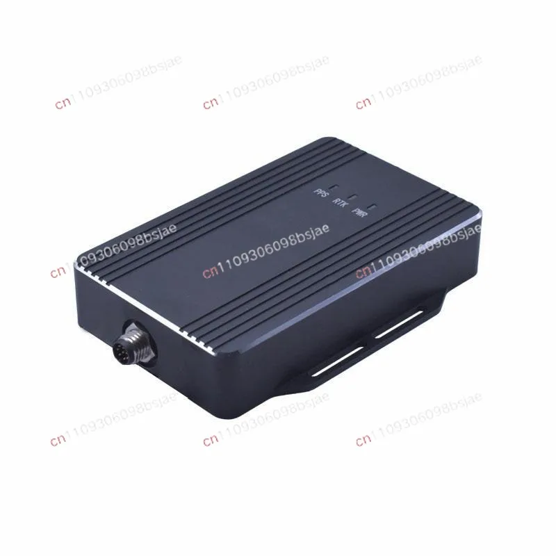 Full-frequency, full-constellation module receiver high-precision centimeter-level GNSS positioning antenna