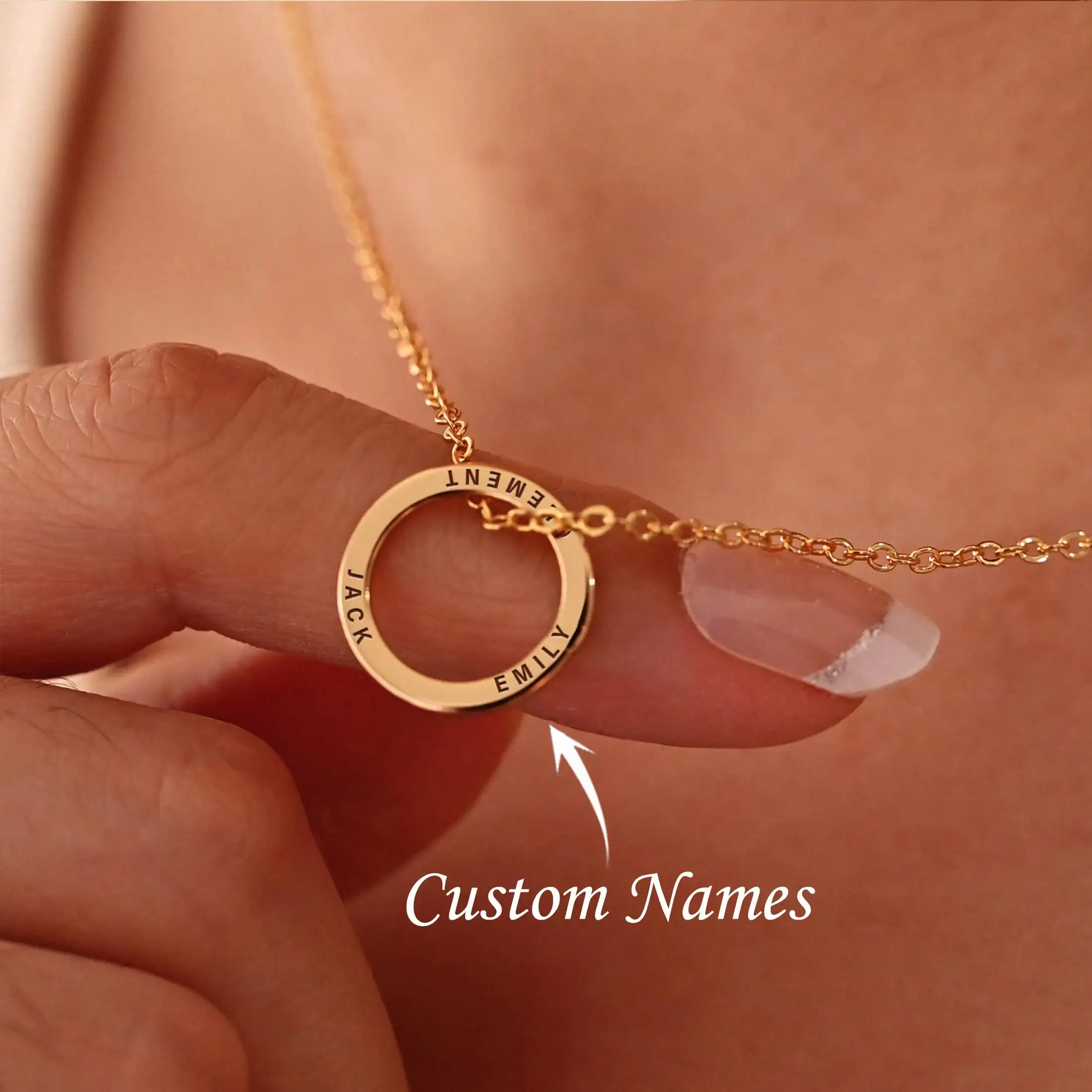 Naszyjnik z okrągłą zawieszką z grawerem imion, 25 mm, personalizowany prezent z imionami rodziny lub par na Walentynki