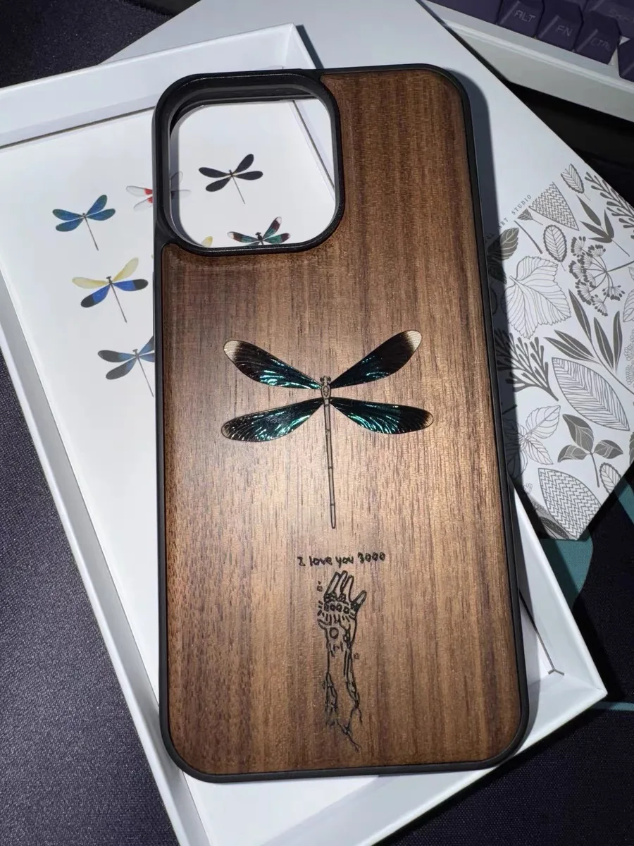 Чехол для мобильного телефона из цельного дерева с настоящим образцом стрекозы, подходит для телефонов iPhone и Android, поддерживает надпись