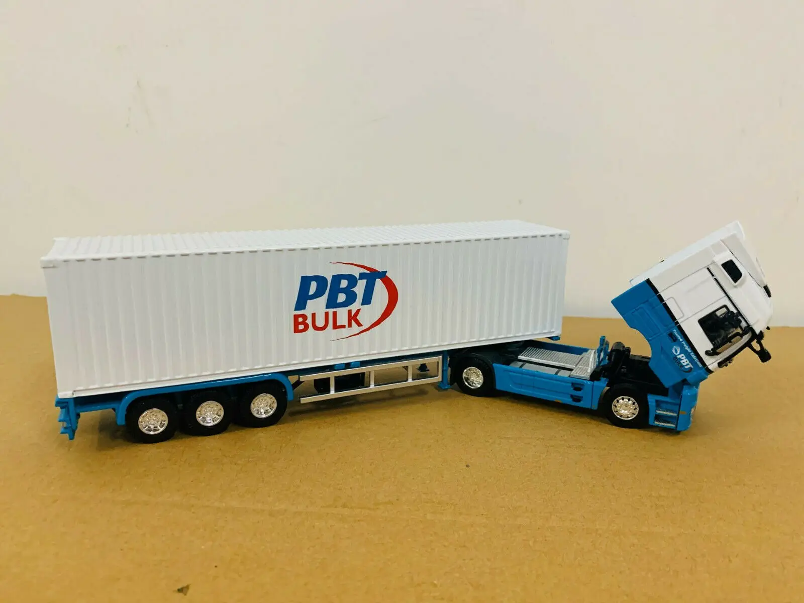 PBT BULK Container Truck Model 1/50 Scale Metal Model New in Box