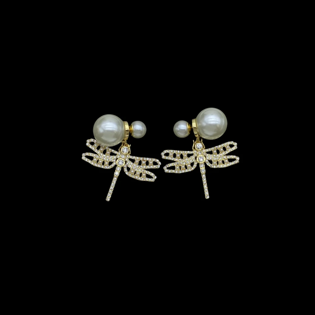 

New fashion exquisite dragonfly pearl earrings