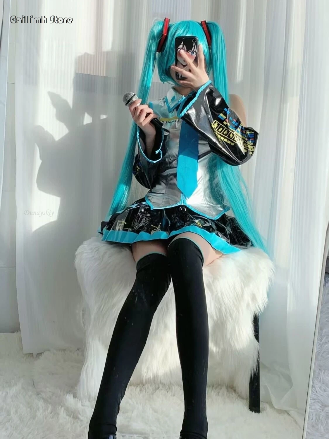 Mikuusekaiカラフルなコスプレコスチューム、ウィッグ、靴、カーニバルの役割、アニメのコスプレの装飾、ハロウィーンのパーティーの衣装、ユニセックス