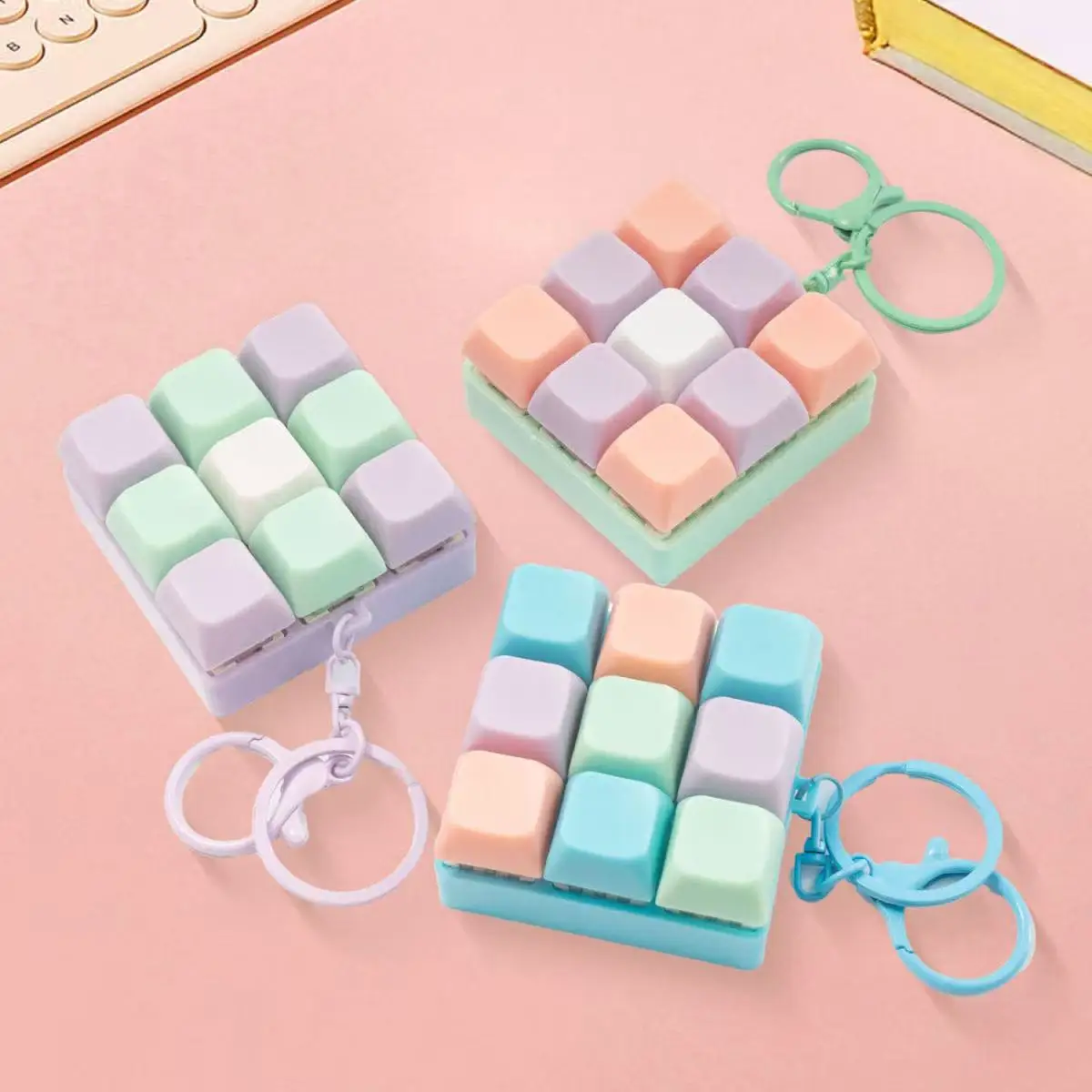 Fidget Decompression 9 Keyboard Key Toy For Adults Antistress Toys Boys Girls Anti Stress Finger Keyboard Games Keychain