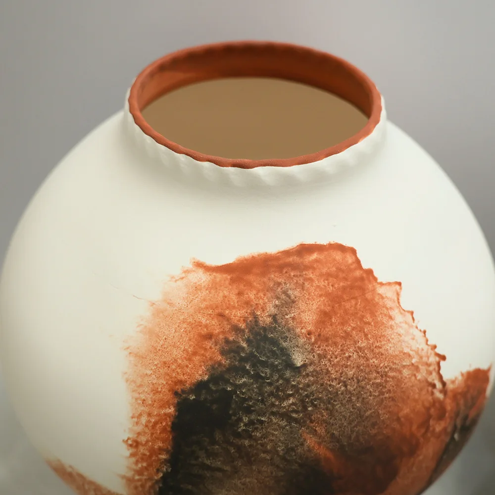 Soft packaging with ceramic vase, modern creative hand-painted color matching pattern decorative vase ornament