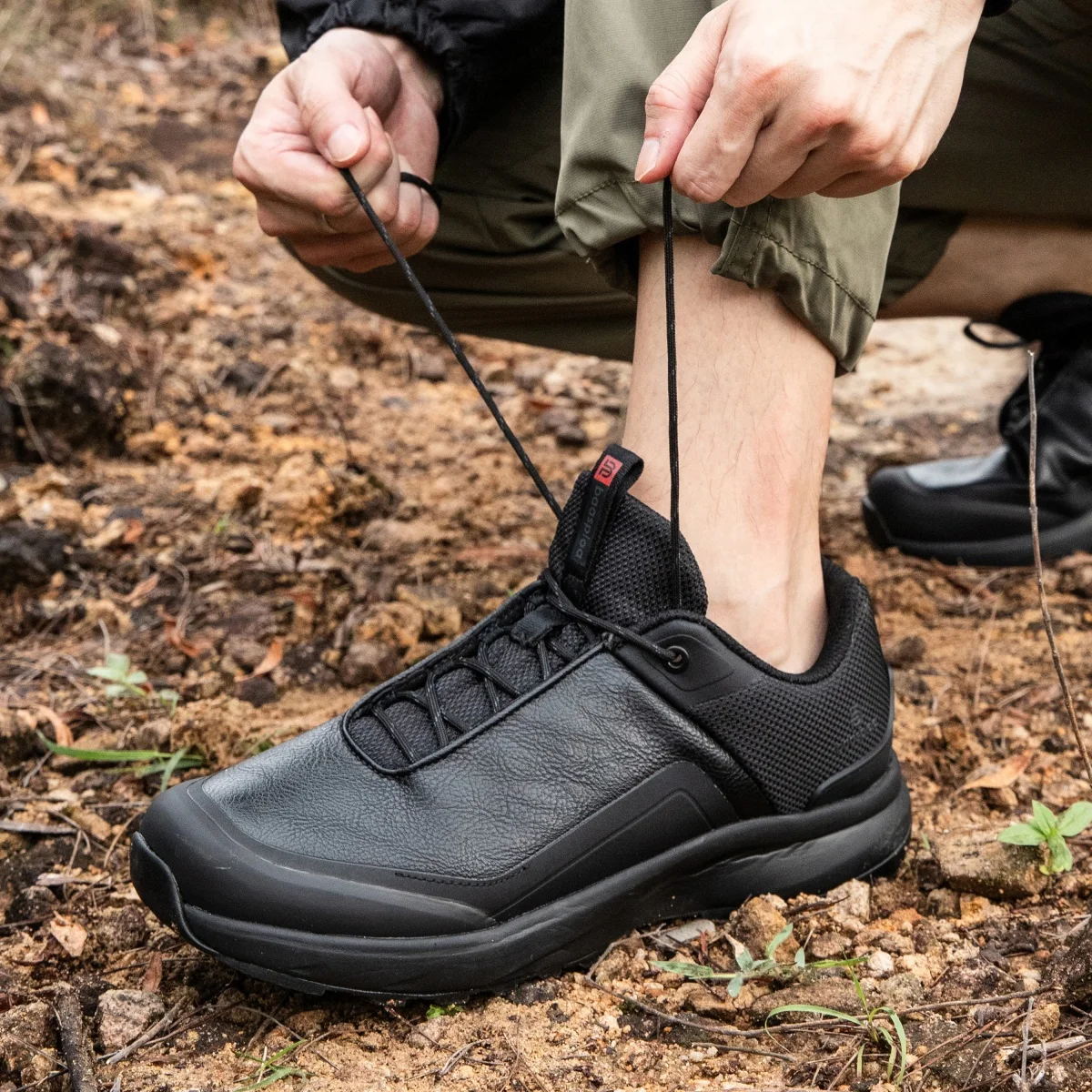 Baasploa Men Hiking Sneakers Litchi Leather High Quality Male Trekking Climbing Sneakers Non-slip Luxury Designer Outdoor Shoe