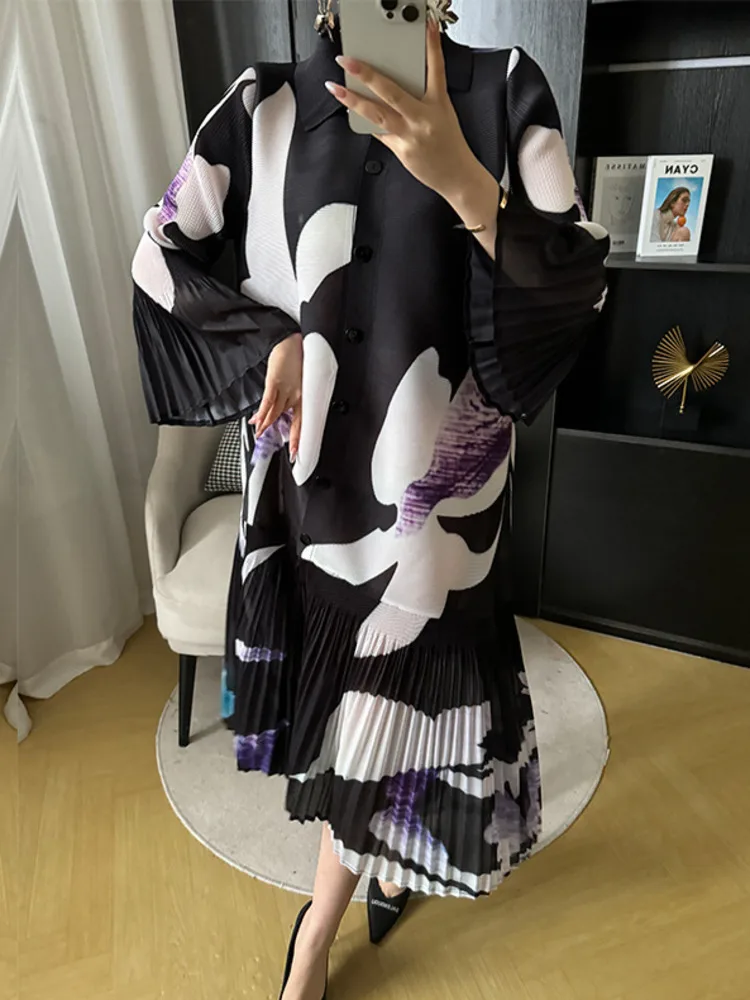 LANMREM Print Pleated Dress For Women Lapel Long Flare Sleeves Single Breasted Female Elegant Clothing 2024 Spring New 2DA4600