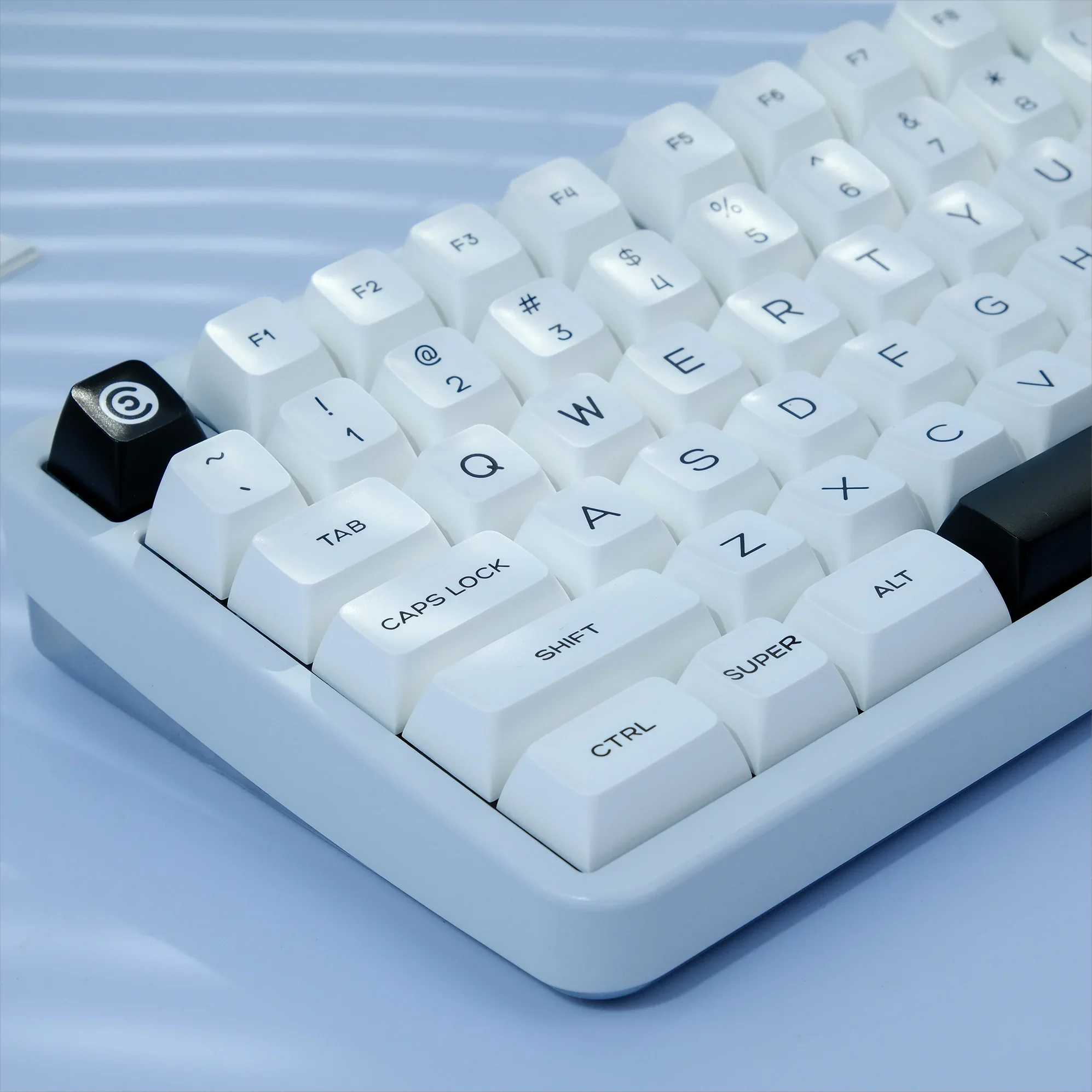 PBT two-color keycaps QXA high Bow theme full set of two-color injection molding keycaps non-SPSA non-ASA