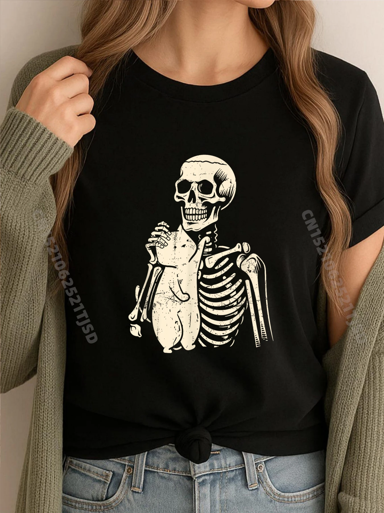 

Скелет держит кот Забавный Хэллоуин Любитель кошек Синие и белые футболки с рисунком Футболки на день рождения