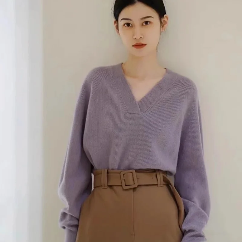 

Autumn and winter new women's 100% pure wool V-neck knitted pullover loose and fashionable long sleeved hot selling women's top
