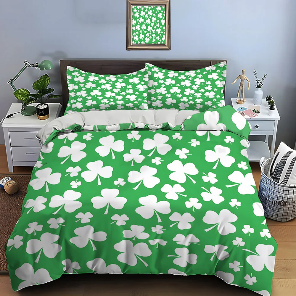 White clovers on green background Print Bedding Set 1 Duvet Cover 2 Pillowcases for Adult and Children Luxury Gift Full Size