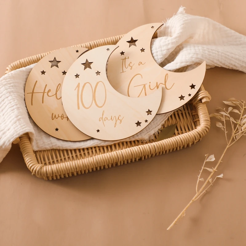 Newborn Milestone Moon 100th Day Commemoration Wooden Baby Milestone Card For Newborn Moon Shape Photography Props Accessories