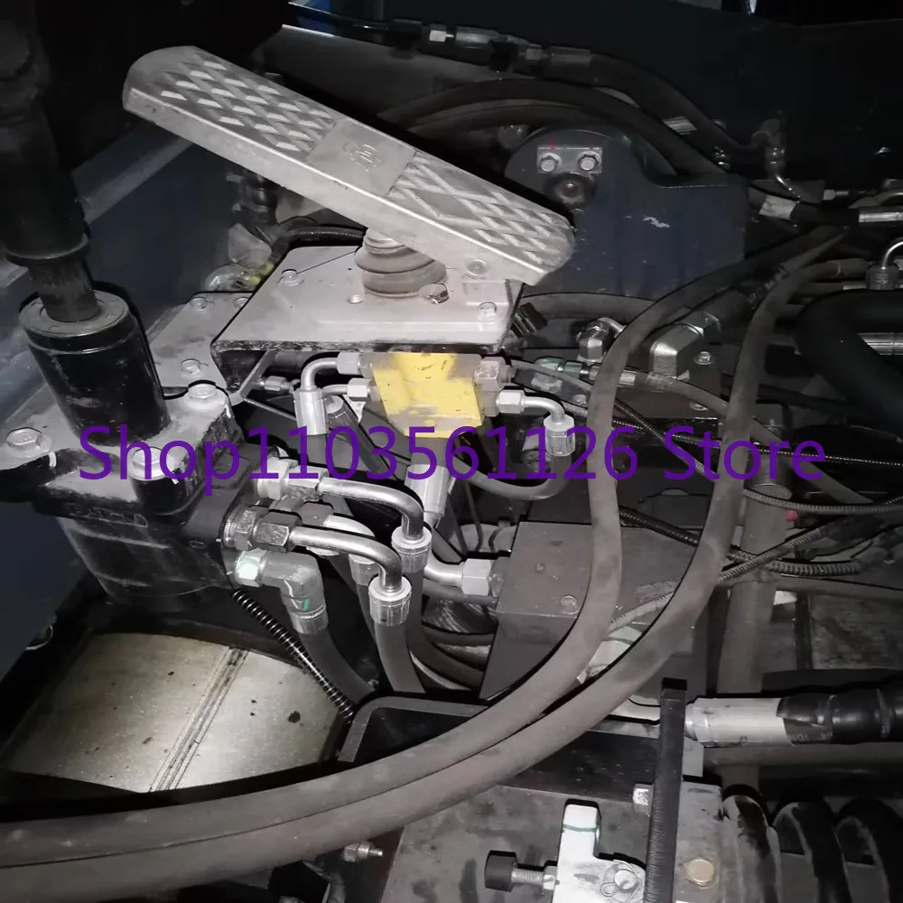 

Brake Valve For PDF06-00/10MAP Hydraulic Pedal Excavator Parts