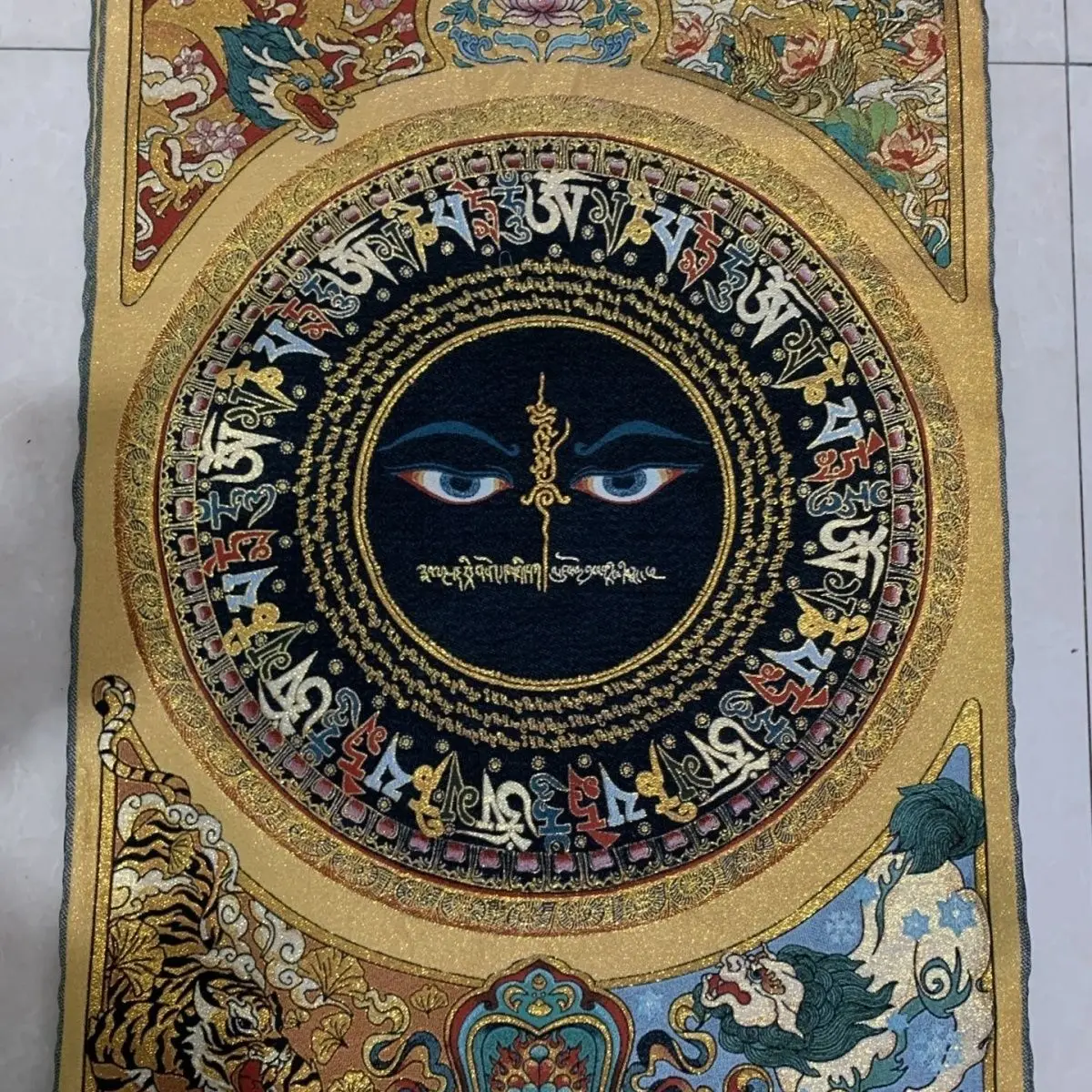 Tibet Tibetan Cloth Silk Buddhist meditation divine eye chart Thangka Tangka Embroidery Painting Embroidery Hanging Pictures