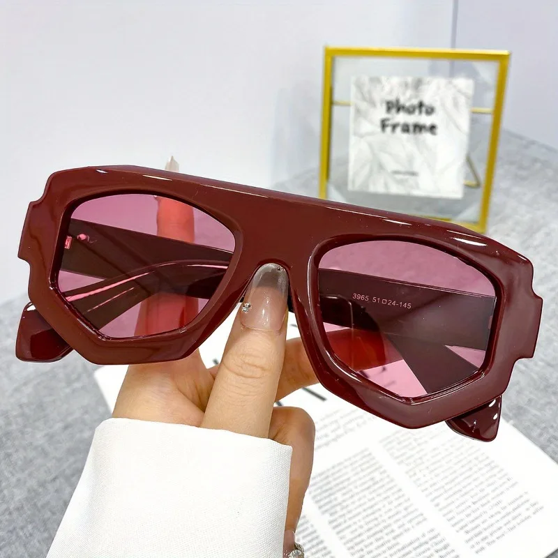 New Personalized Irregular Large Frame Sunglasses for Men and Women, Retro Personalized Outdoor Fashion Versatile Sun Glasses