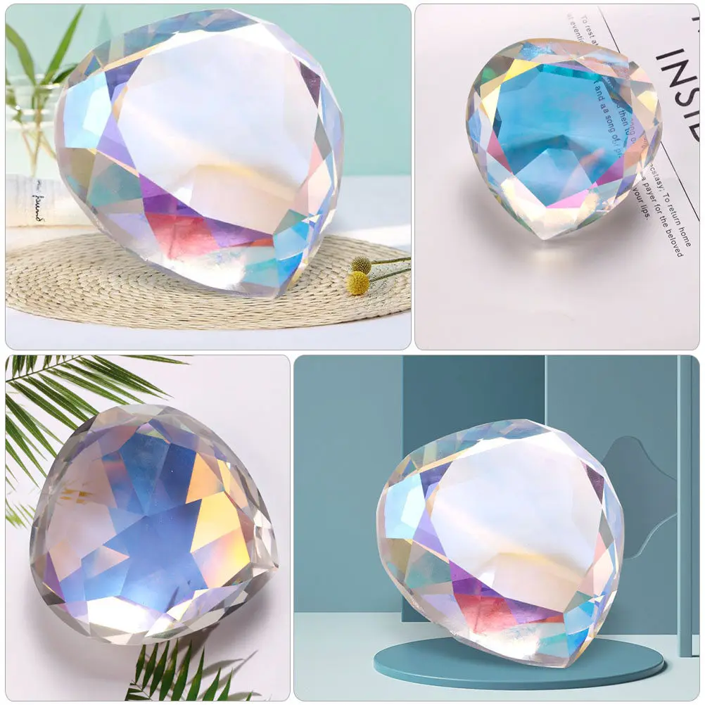 1Pcs Hand Holding Heart-Shaped Decorative Simulation Diamond Nail Salon Photo Prop Large Clear Artificial Crystal Manicure