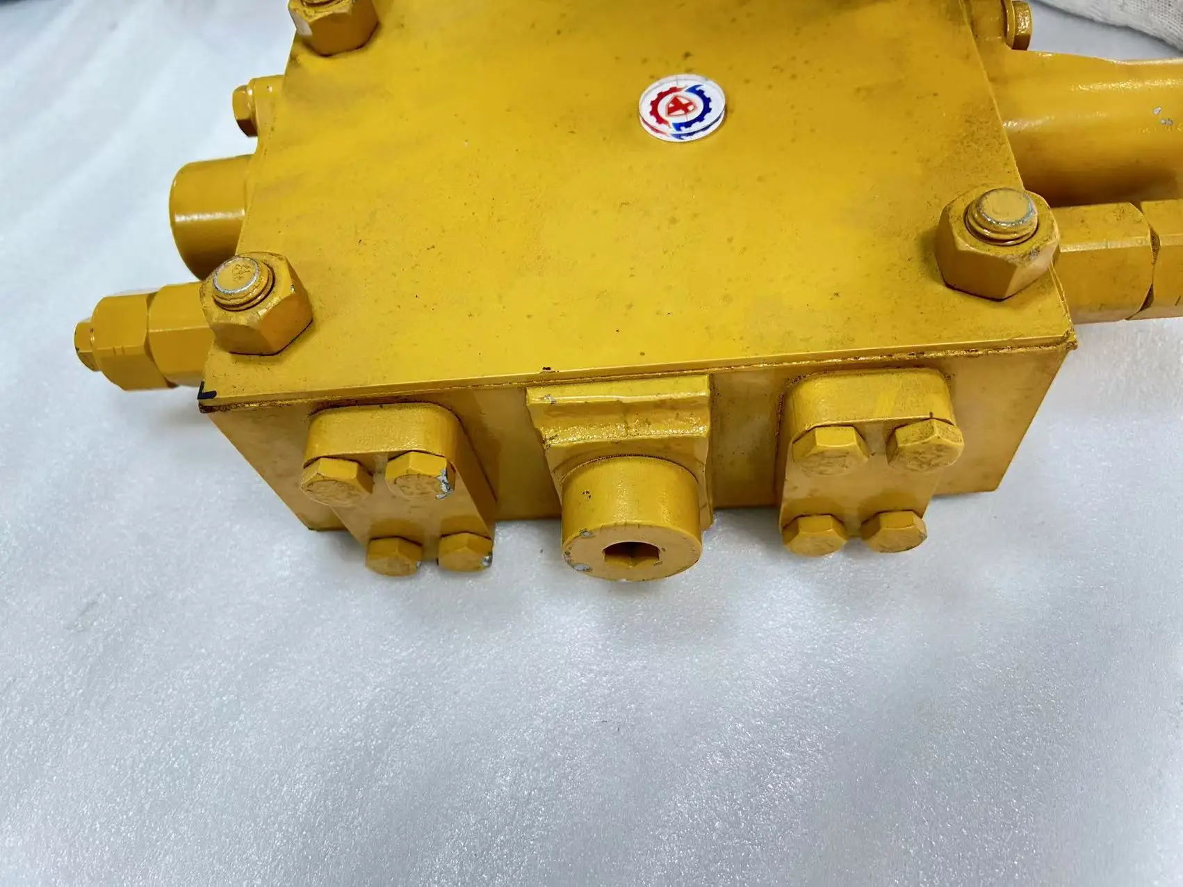 M318 Hammer Line Wheel Excavator Parts Valve 259-7378 2597378 Valve