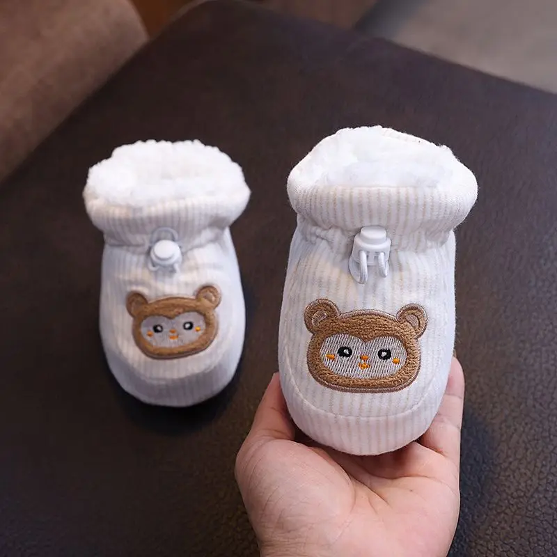 

Детская зимняя хлопковая обувь на толстой мягкой подошве, нескользящая ветрозащитная теплая флисовая подкладка с животным дизайном, унисекс, защита ног от 0 до 12 месяцев