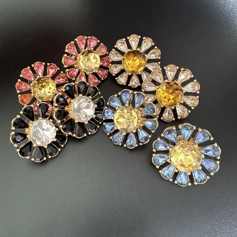 Oscar European and American New Fashion Versatile Pastoral Style Translucent Shiny Rhinestone Colored Sun Flower Stud Earrings