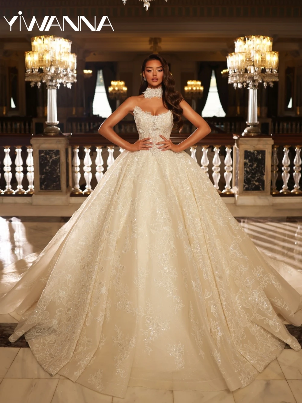 

Exquisite Beaded Appliques Long Wedding Dress Charming Strapless Sleeveless Bridal Gown Customized Dreamy Dresses For Bride