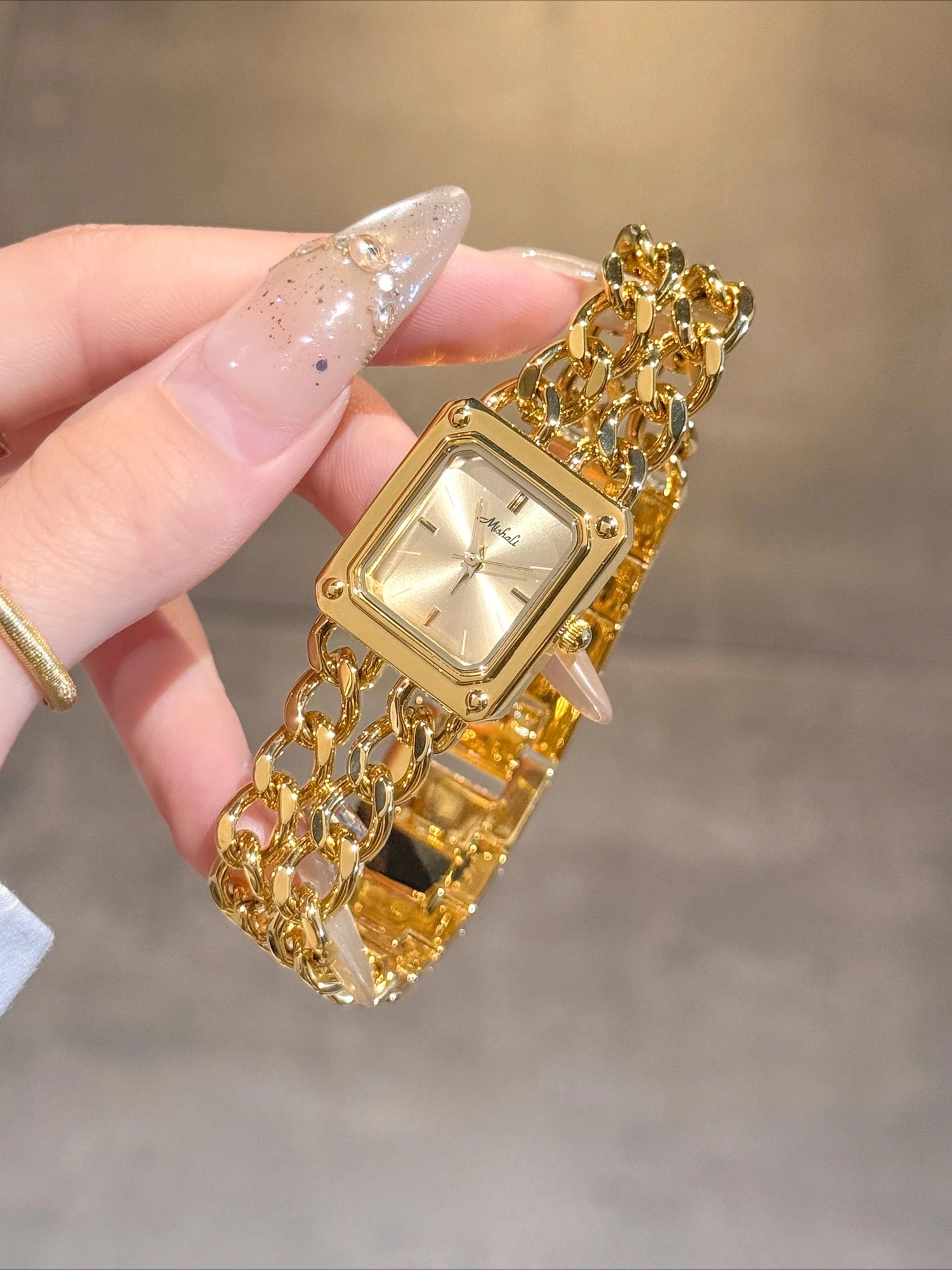 

New Women'S Skeleton Chain Bracelet Watch, Luxurious Small Square Watch, High-End Wristwatch, Perfect Gift For Ladies.