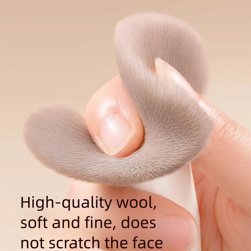 Ouyizi Large Size Super Soft Fluffy Animal Hair Portable Powder Brush Dot Color Blush Makeup Tool
