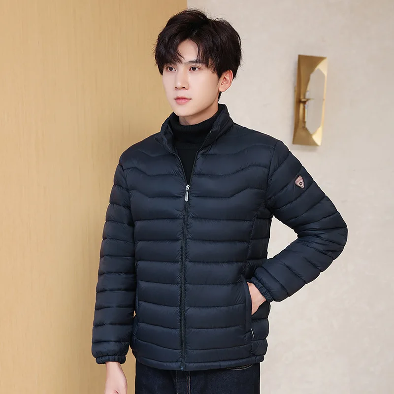 سترة قطنية مبطنة بياقة واقفة للرجال شتوية بلون سادة وسحاب بسيط وسميك سترات دافئة عصرية أمريكية غير رسمية