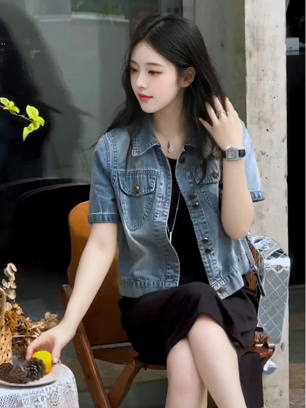 سترة نسائية ort Denim Jaet صيف 2025 تصميم جديد هونج كونج Sle ريترو بياقة مقلوبة ort Sve irt توب فضفاض مناسب ولكن...