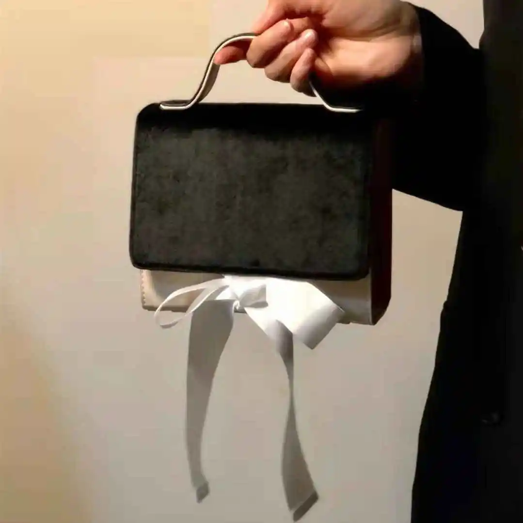 

Women Black White Crossbody Bag Butterfly Bow Ribbon Single Shoulder Bag High End Small Square Bag Autumn Winter Fashion Handbag