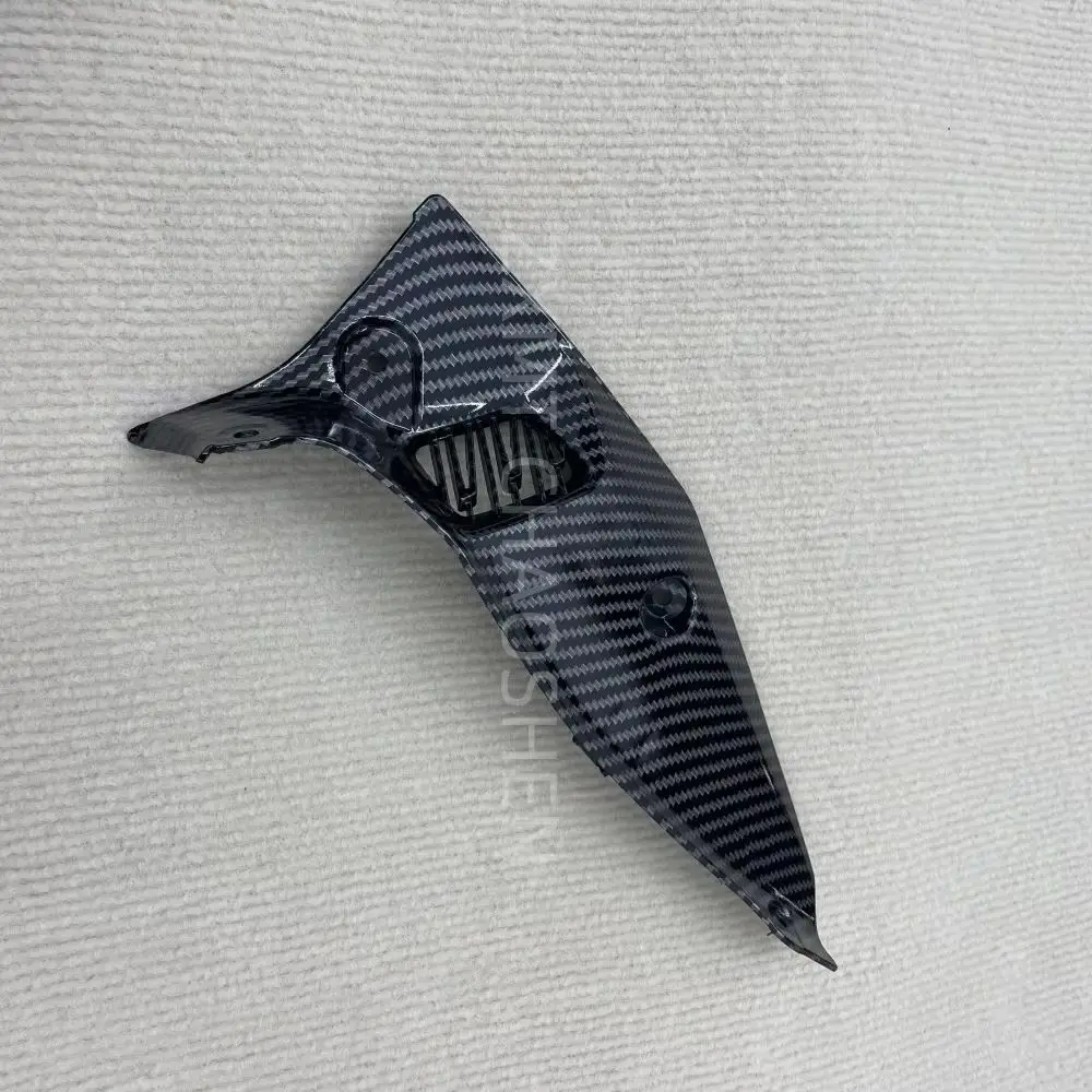 The ABS Motorcycle Fairing is suitable for Z900 ventilation plate 2020,2021,2022,2023,2024 carbon fiber coating