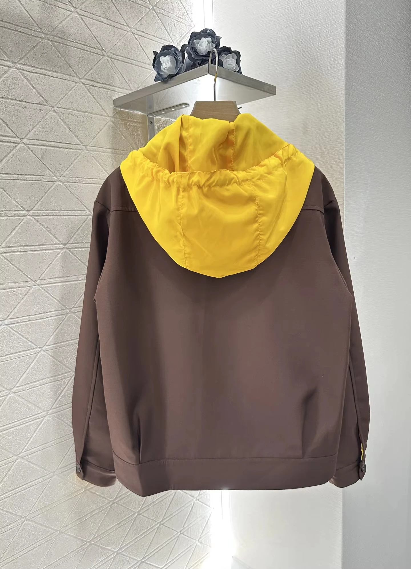 

Designer Brand High quality spring and summer women's hooded drawstring color blocked jacket
