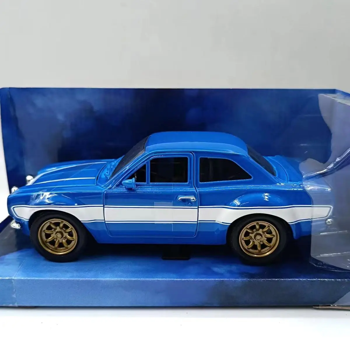 دييكاست 1:24 مقياس جادا فورد مرافقة سبيكة سيارة نموذج تحصيل لعبة هدية تذكارية عرض حلية