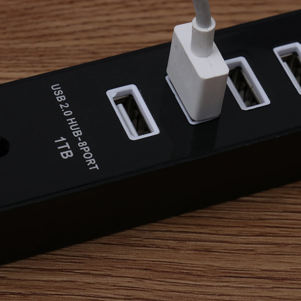 8-Port USB 2.0 Hub High-Speed Compact USB C Adapter Portable Laptop Computer Tablet Phone Long Strip Power Strip Type C Hub